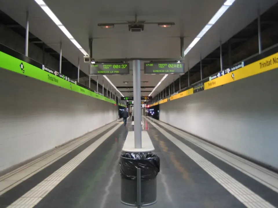 Barcelona metro smashes August record with 30 million riders