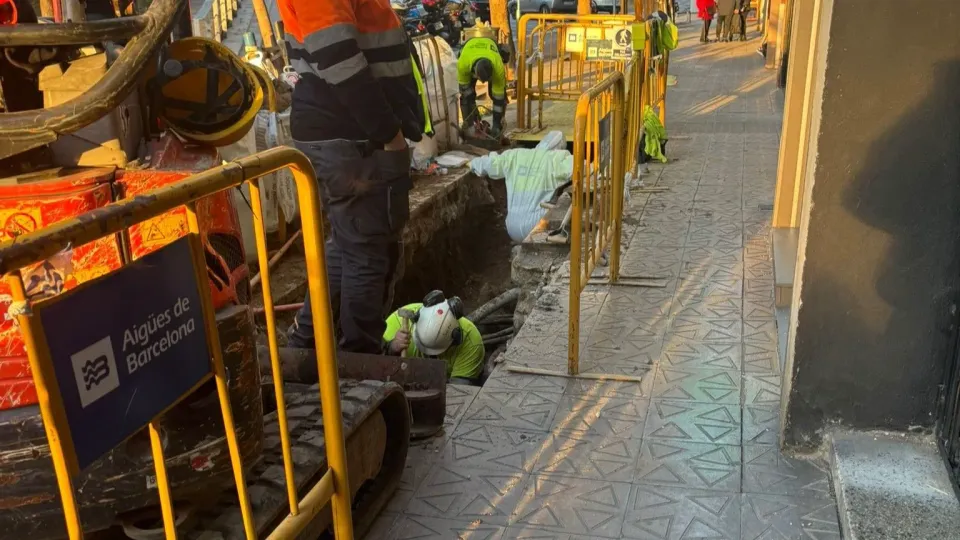 Barcelona Sant Martí Water Cut Leaves Gran Via Residents Without Supply