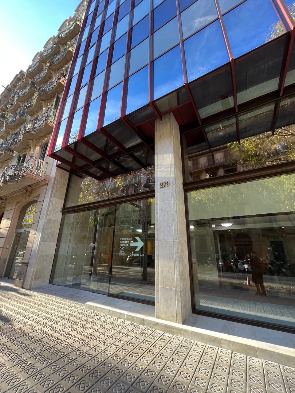 Guia per llogar pis a Barcelona i no caure en cap estafa
