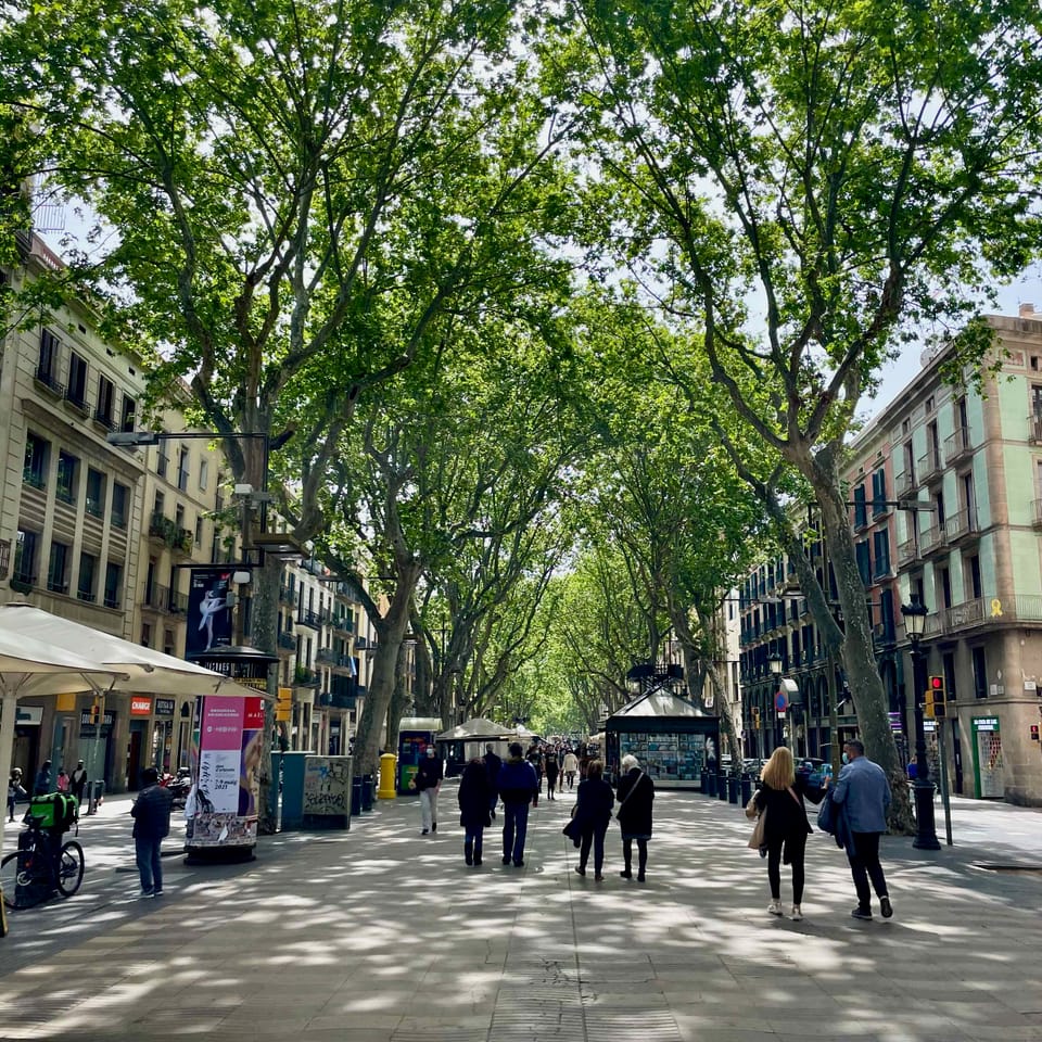 Four Arrested for Selling Drugs to Tourists on La Rambla
