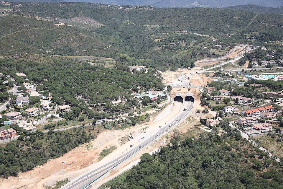 €700,000 smart-road plan for C-31 and C-32
