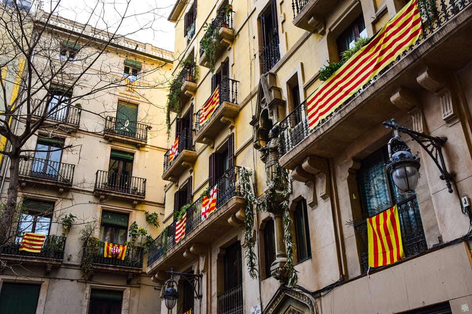Catalan President Salvador Illa and Comuns leader Jèssica Albiach, pictured in connection with the proposed restrictions on speculative home purchases in Catalonia.