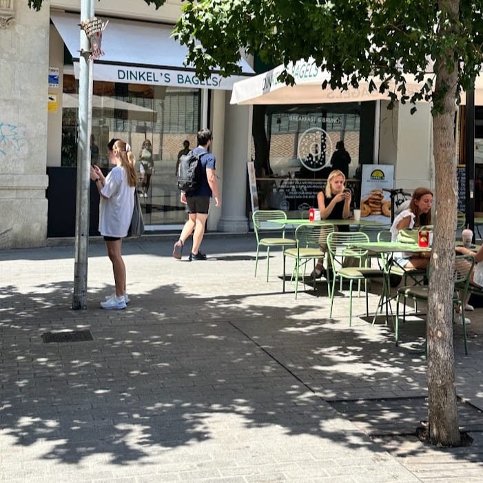 Terrace tables and chairs outside hospitality premises in Barcelona’s Ciutat Vella district, where municipal inspectors are checking compliance with terrace rules.