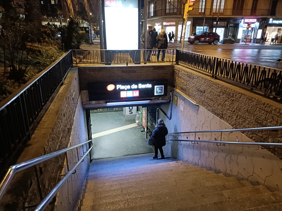 Gas leak at Plaça de Sants is fully neutralised