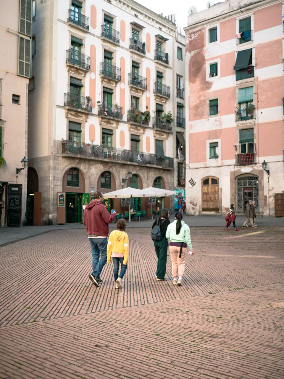 Generalitat extends family aid deadline to three months