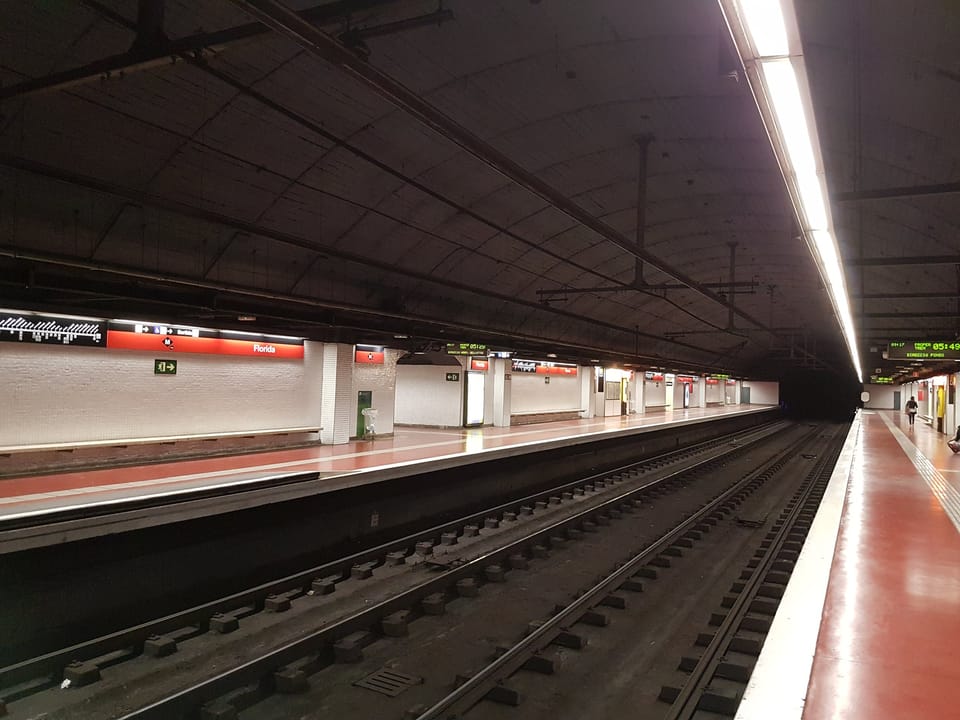 A TMB map shows the L1 Metro section between Florida and Plaça de Sants that will be closed for track renewal from 17 July to 28 August.