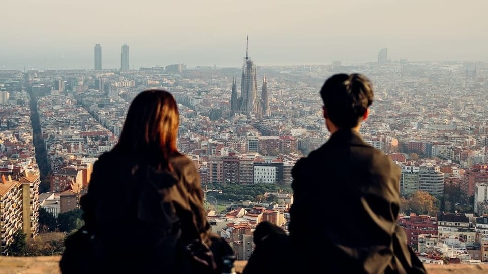 Barcelona skyline, illustrating Barcelona City Council's participation in international local-government networks.