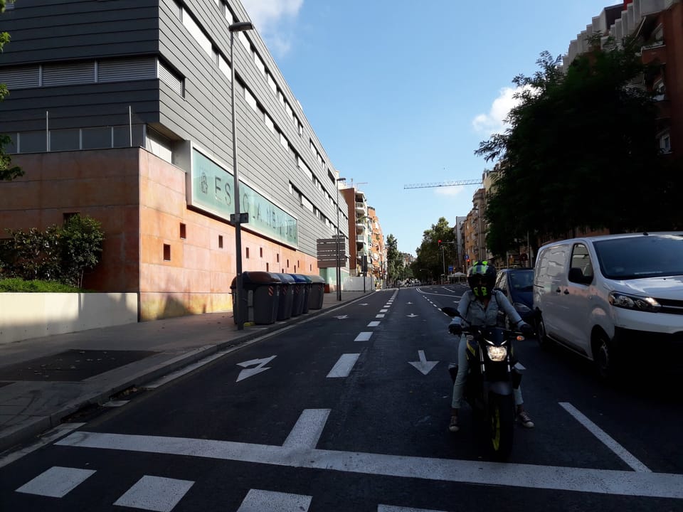Barcelona to Remove Car Lane on Ronda del Guinardó for Bike Path