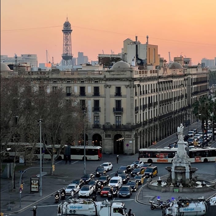 Traffic travels along a major road in Barcelona province, where 34 people died in interurban road crashes by July 2026.