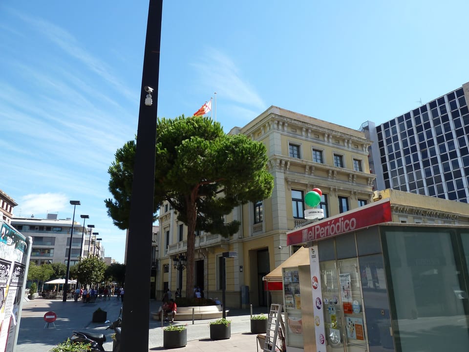 40 young people meet employers in L'Hospitalet