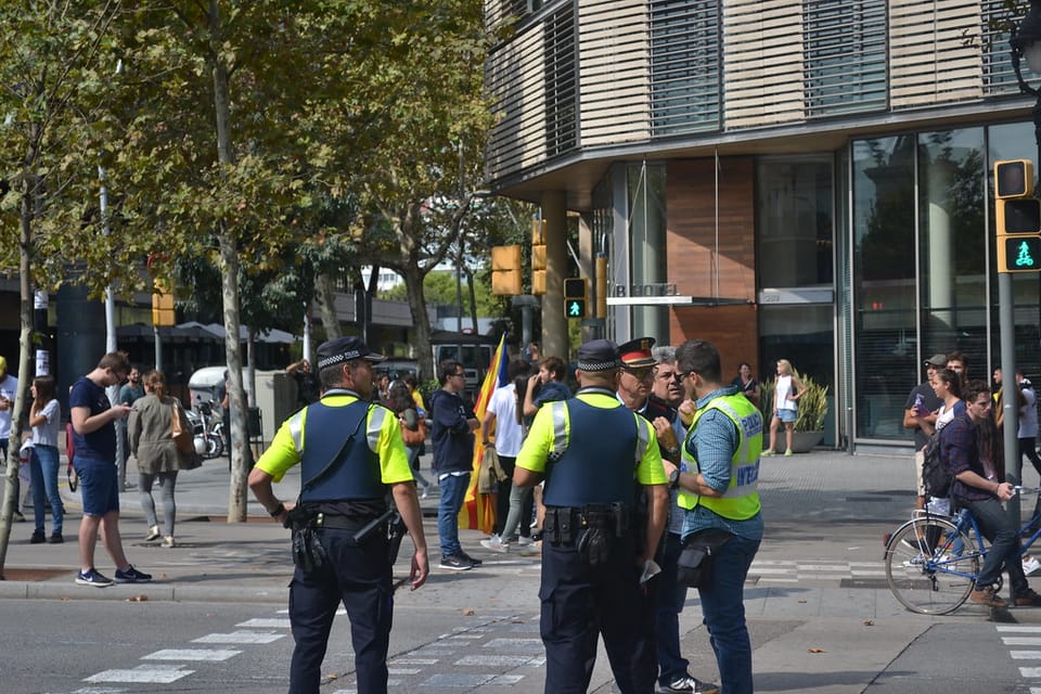Barcelona admits 1,245 Urban Guard names published