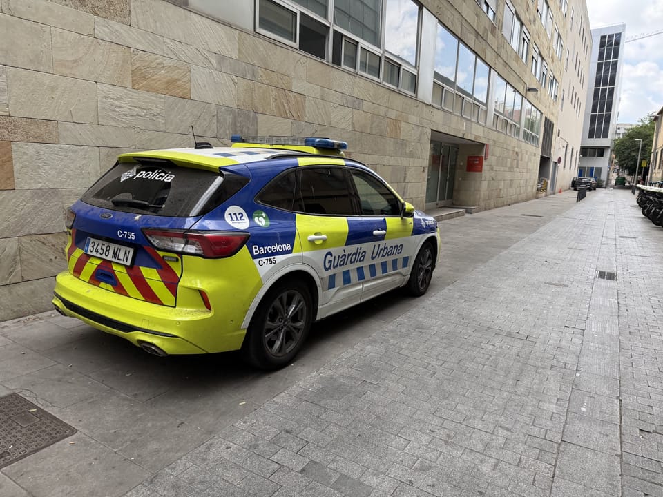 Barcelona Council Moves to Arm Urbana With Tasers by 2027