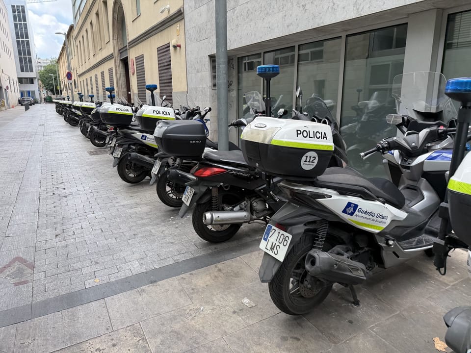 Two knife incidents reported in Barcelona on Sunday