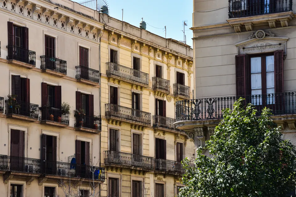 Junts exits housing deal over squatting concerns