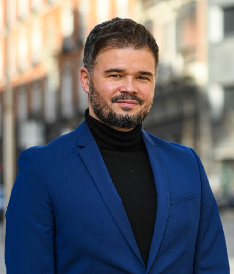 Rufián pushes ERC's immigration policy shift