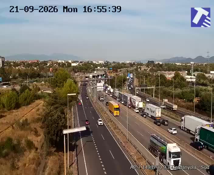 AP-7 reopens after 19km Sant Cugat queue