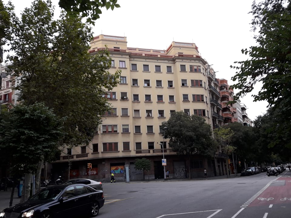 Firearm Found Abandoned on Carrer de Rocafort