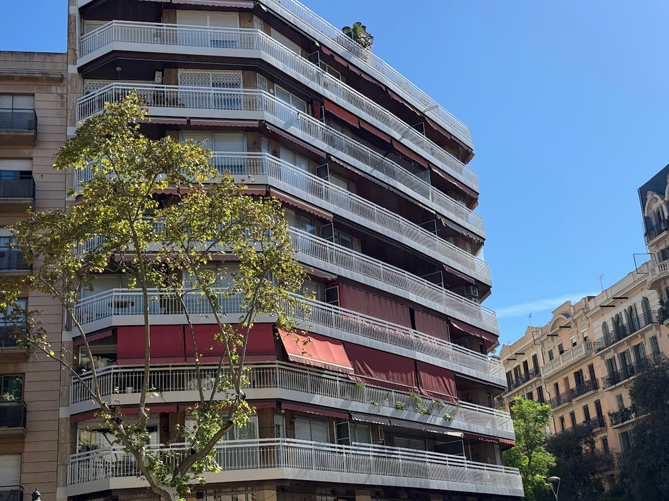 Barcelona to Factor Housing Costs in Family Aid