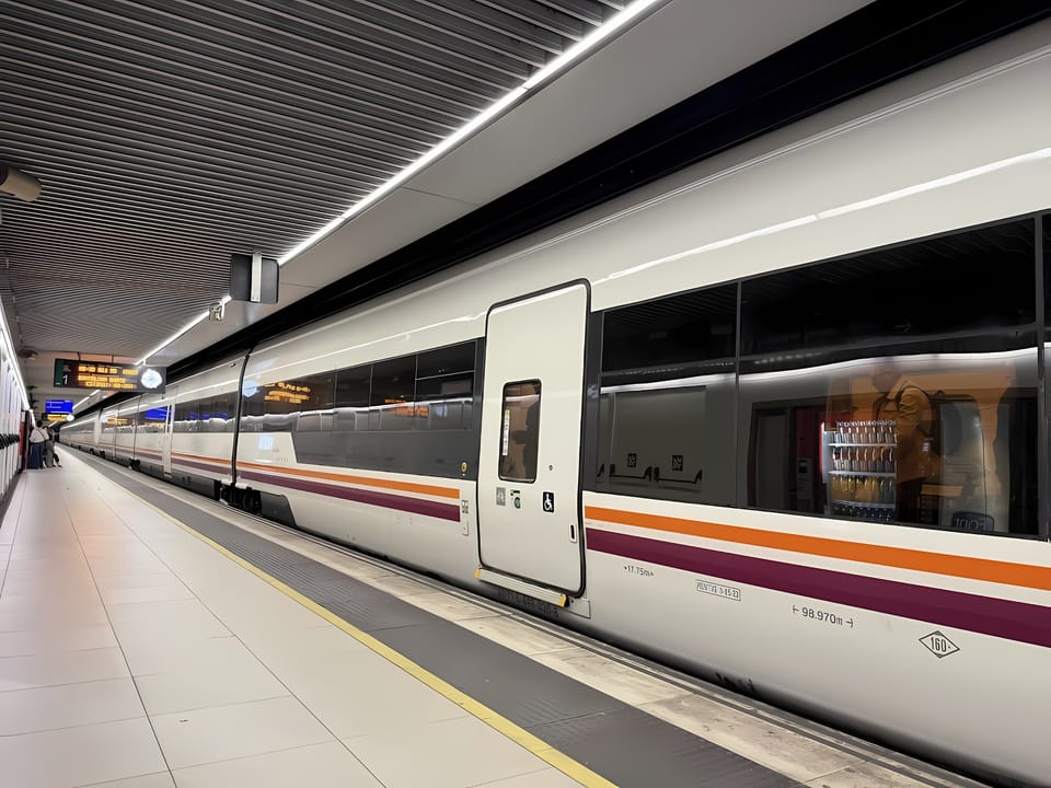 High-speed rail resumes from Barcelona after storm