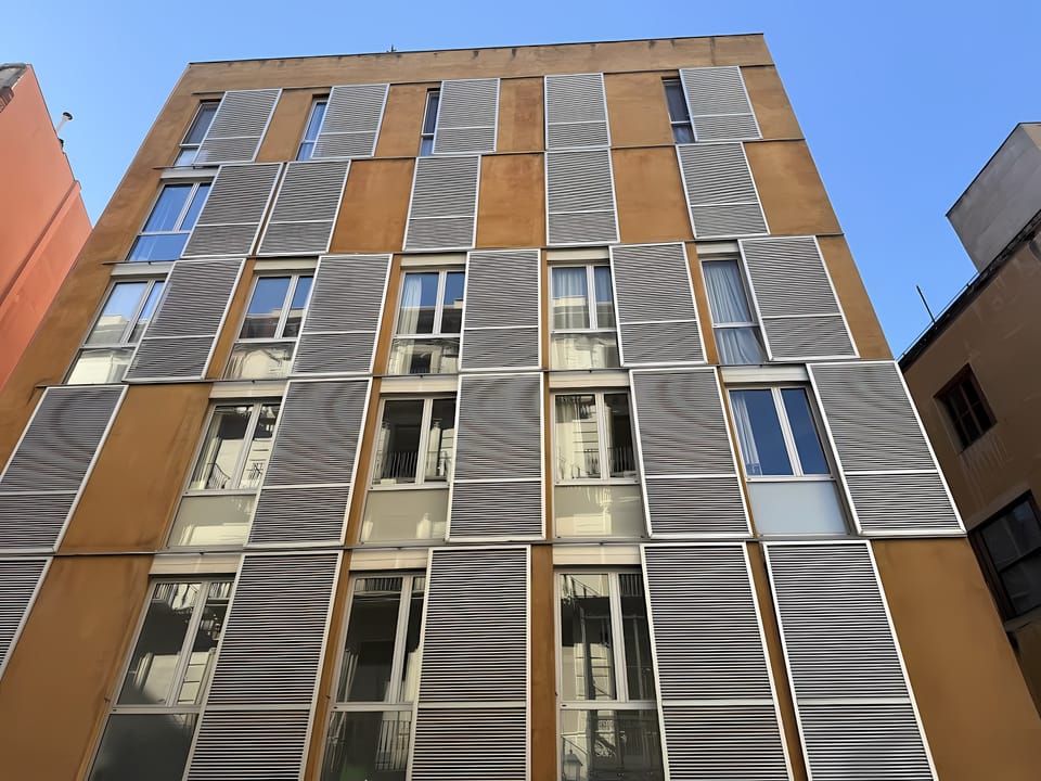 Barcelona to Audit Public Housing After Illa Glòries Issues