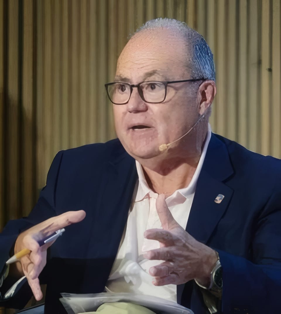 Pay alone will not retain Catalan doctors, Trilla says