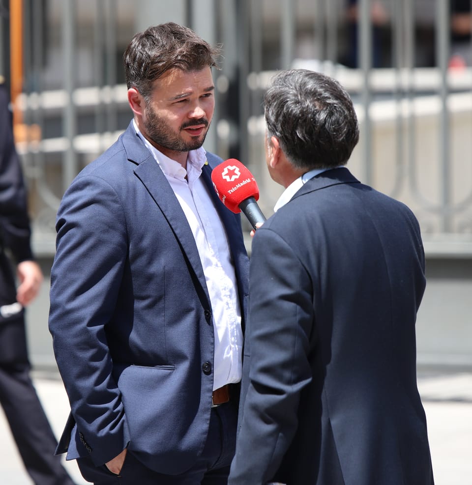 Rufián and Turull trade insults over housing vote