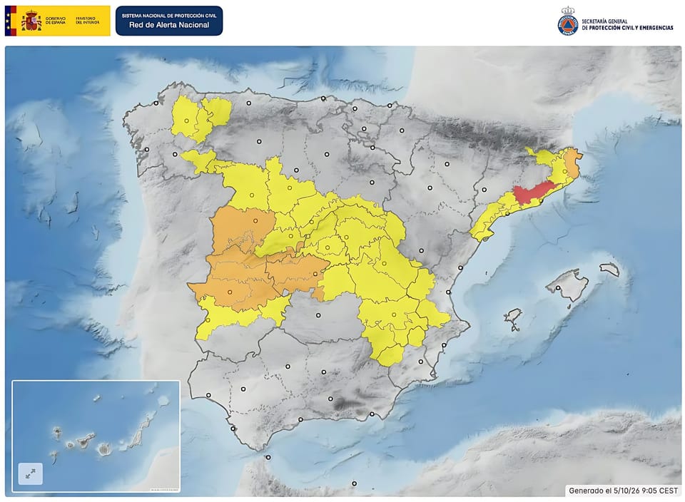 Storm paralyses Sant Cugat: roads, trains hit