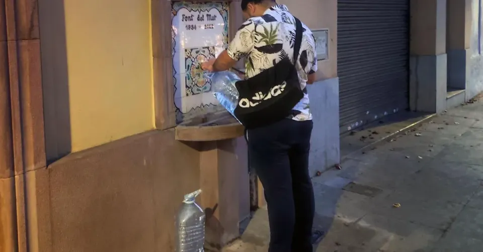 Martorell Faces Backlash Over €750 Fines for Residents Collecting Water from Public Fountains