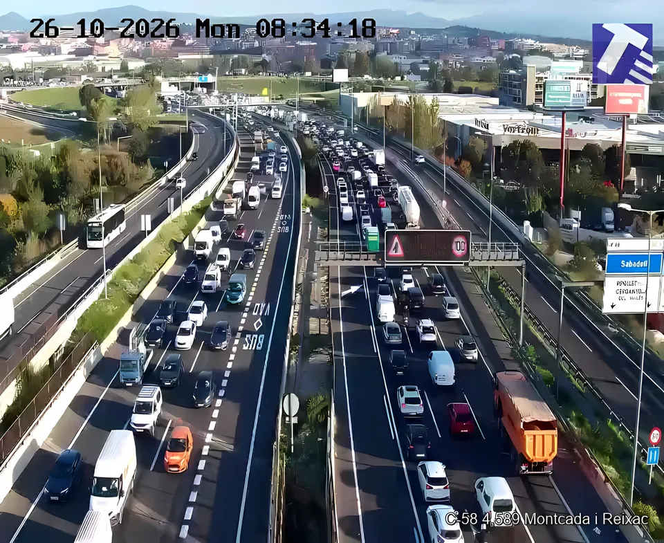B-20 and AP-7 Traffic Disruptions in Barcelona