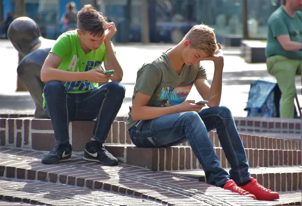 Catalonia Moves to Regulate Screen Use for Minors